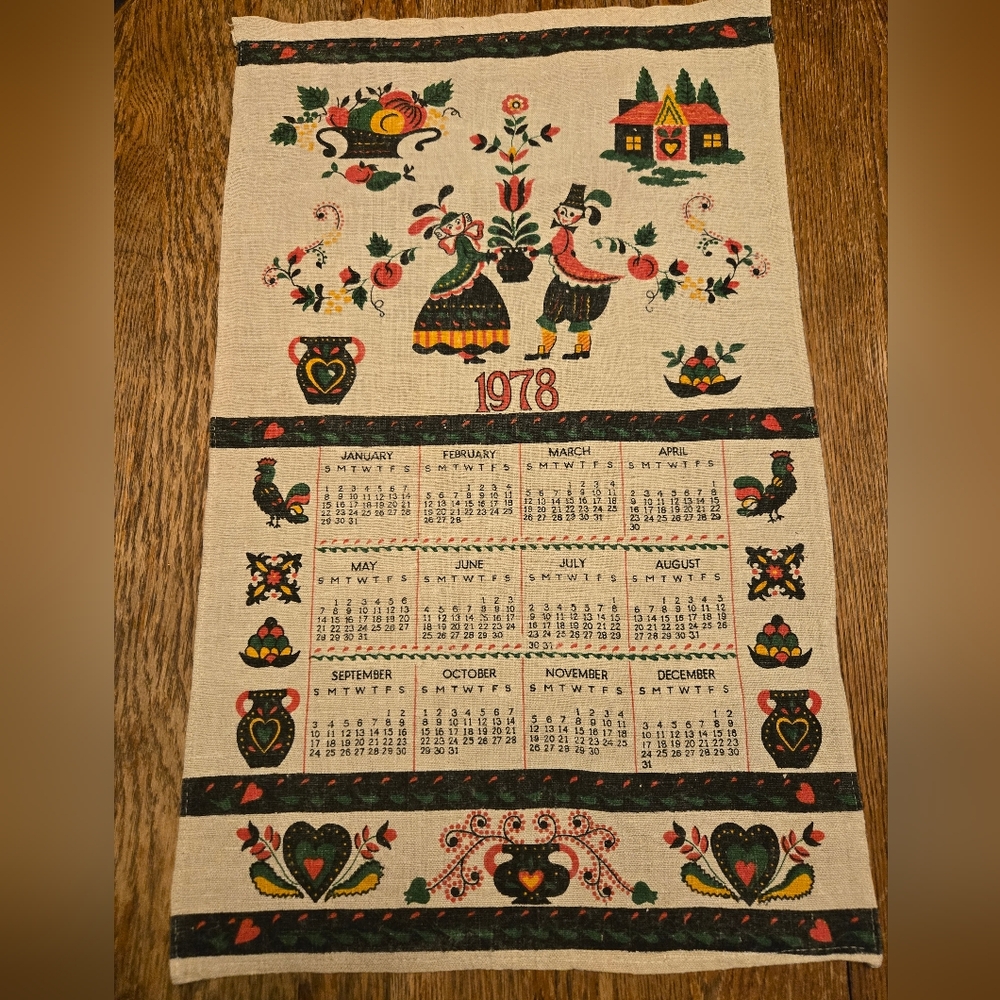1978 Tea Towel Linen Calendar Wall Hanging Vintage Pennsylvania Dutch Folk Art